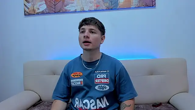 Leoo Miller online show from October 15, 2025, 9:15 pm