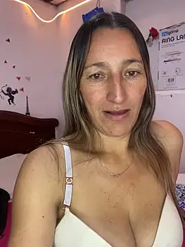 Keila10 online show from October 30, 2025, 11:05 pm