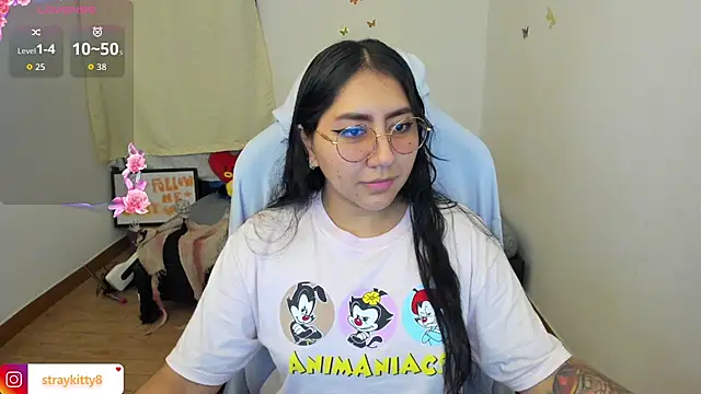 LoveLyy- online show from October 8, 2025, 11:35 pm