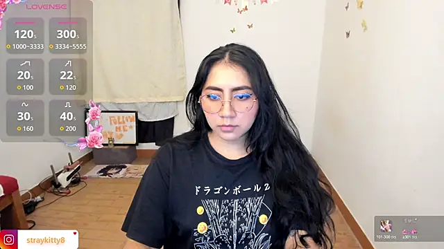 LoveLyy- online show from March 14, 2026, 11:32 pm