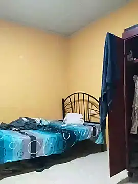 TuChico3n4 online show from October 6, 2025, 10:40 pm