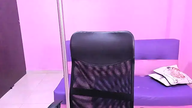 blondie dirtysquirt online show from January 13, 2026, 7:19 pm