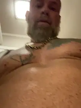 Muscledick40 online show from February 3, 2026, 5:38 am