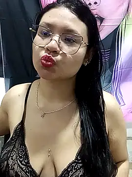 Snapshot of MaviEvil_ chatting on October 9, 2025, 11:19 am MaviEvil online show from October 9, 2025, 11:19 am