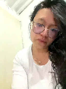 Snapshot of MaviEvil_ chatting on October 14, 2025, 2:01 am MaviEvil online show from October 14, 2025, 2:01 am