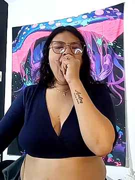 Snapshot of MaviEvil_ chatting on October 27, 2025, 11:14 am MaviEvil online show from October 27, 2025, 11:14 am