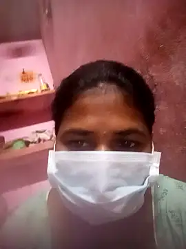 Snapshot of Eswar77 chatting on October 18, 2025, 1:52 am Eswar77 online show from October 18, 2025, 1:52 am