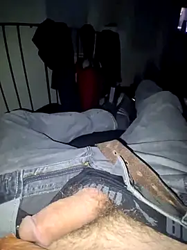 Snapshot of jfro553 chatting on December 20, 2025, 4:41 am jfro553 online show from December 20, 2025, 4:41 am