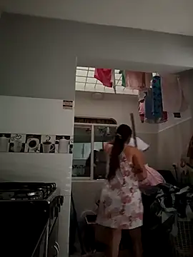 Sarah bigass Co online show from October 17, 2025, 1:35 pm