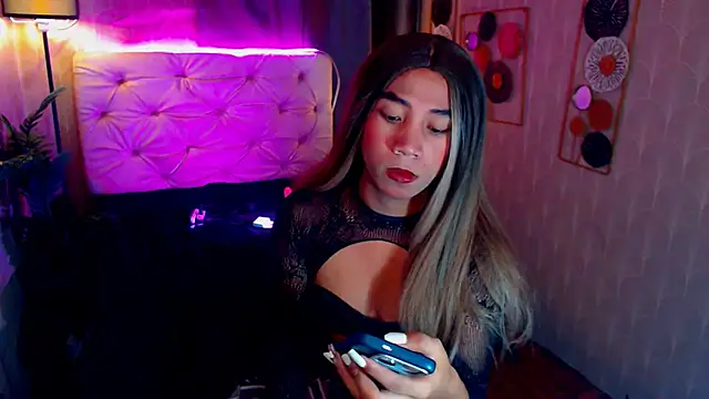 Snapshot of Seductive_nathalie chatting on October 8, 2025, 1:53 pm Seductive nathalie online show from October 8, 2025, 1:53 pm