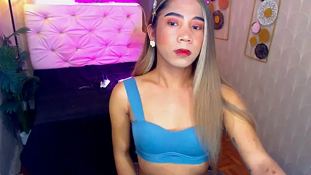 Snapshot of Seductive_nathalie chatting on October 16, 2025, 5:03 pm Seductive nathalie online show from October 16, 2025, 5:03 pm