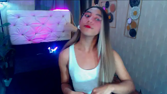 Snapshot of Seductive_nathalie chatting on October 21, 2025, 2:29 pm Seductive nathalie online show from October 21, 2025, 2:29 pm