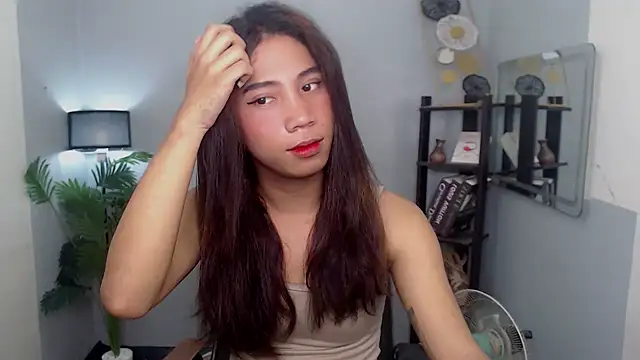 Snapshot of Seductive_nathalie chatting on October 23, 2025, 1:10 pm Seductive nathalie online show from October 23, 2025, 1:10 pm