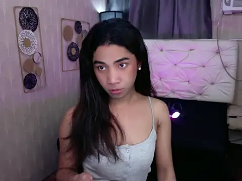 Snapshot of Seductive_nathalie chatting on November 1, 2025, 4:03 am Seductive nathalie online show from November 1, 2025, 4:03 am