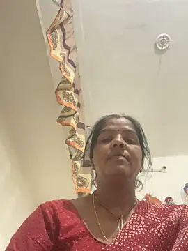 Snapshot of Sapnahot34 chatting on November 5, 2025, 4:45 am Sapnahot34 online show from November 5, 2025, 4:45 am