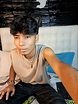 tyler wolf1  online show from October 30, 2025, 1:01 pm