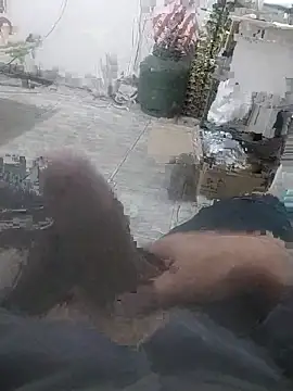 Jamasssss online show from December 4, 2025, 2:43 am