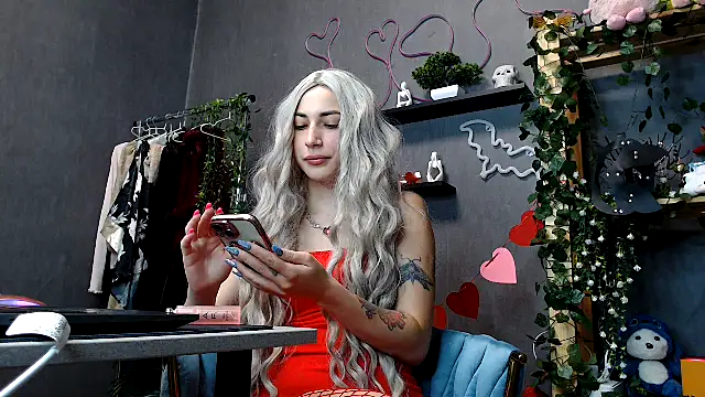 Snapshot of Walleriana chatting on October 7, 2025, 4:37 pm Walleriana online show from October 7, 2025, 4:37 pm