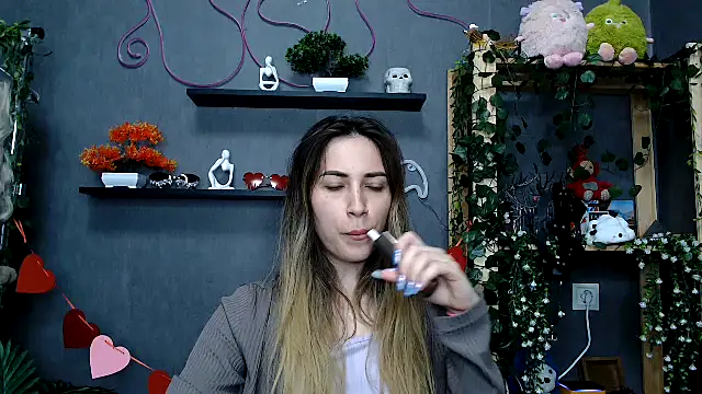 Snapshot of Walleriana chatting on October 10, 2025, 12:59 pm Walleriana online show from October 10, 2025, 12:59 pm