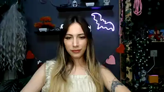 Snapshot of Walleriana chatting on October 27, 2025, 9:46 am Walleriana online show from October 27, 2025, 9:46 am