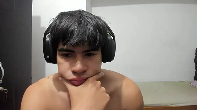 max morris66 online show from October 13, 2025, 10:26 am