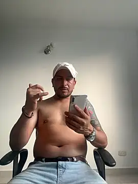 JX7NOVA online show from November 3, 2025, 10:32 pm