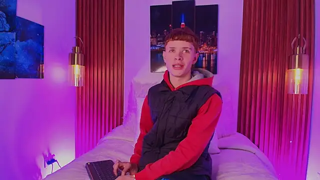 JackFrosst online show from November 19, 2025, 12:38 pm