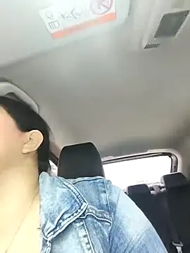 Alexa Jhomson online show from October 10, 2025, 5:12 pm