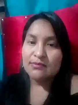 Snapshot of lucia00xx chatting on October 13, 2025, 12:43 am lucia00xx online show from October 13, 2025, 12:43 am