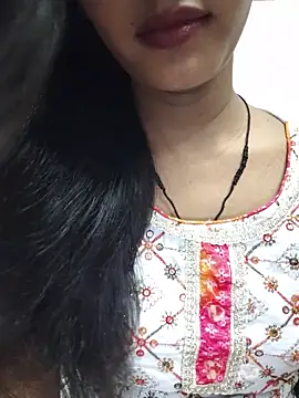 anjali2351 online show from May 25, 2026, 7:14 am