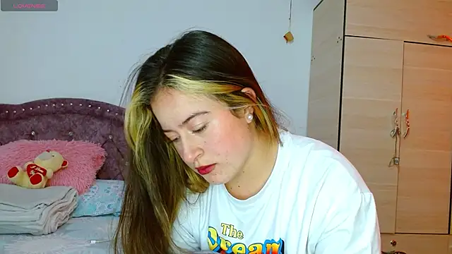 Hanssel tess online show from October 22, 2025, 5:02 pm