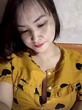 Snapshot of Jeassi-sica chatting on October 18, 2025, 1:12 pm Jeassi-sica online show from October 18, 2025, 1:12 pm