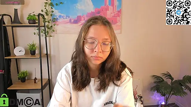 Snapshot of Nuura_Moore chatting on October 31, 2025, 1:06 am Nuura Moore online show from October 31, 2025, 1:06 am