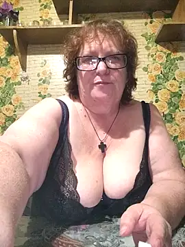 TATSI23 online show from November 5, 2025, 8:31 pm