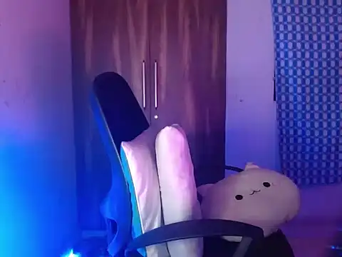 Roiseeee online show from February 27, 2026, 4:45 am