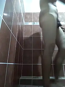 Yasahel33 online show from April 7, 2026, 1:28 am