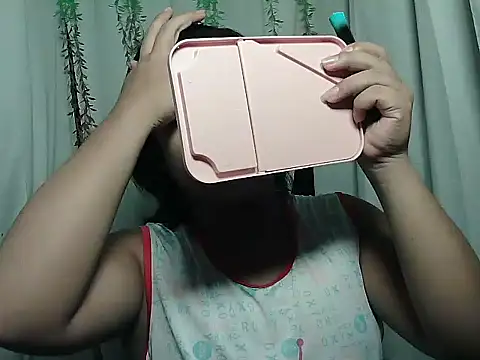 Fairytail16 online show from November 24, 2025, 12:38 pm