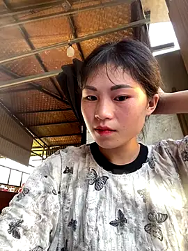 Mylinh- online show from October 18, 2025, 8:59 am