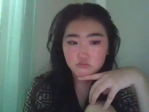 Snapshot of Zorivale chatting on February 7, 2026, 9:51 pm Zorivale online show from February 7, 2026, 9:51 pm