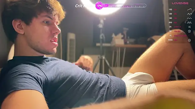 mynameischris online show from November 20, 2025, 11:43 am