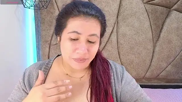 Snapshot of Addyy_02 chatting on February 14, 2026, 1:24 am Addyy 02 online show from February 14, 2026, 1:24 am