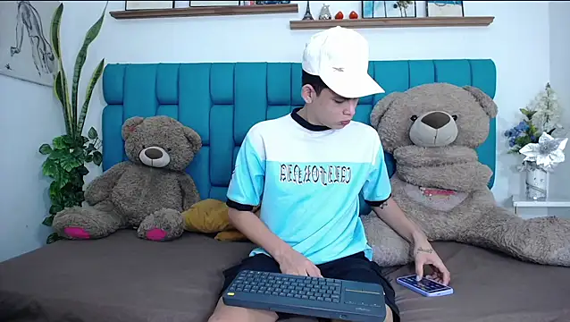 Brian hot online show from February 27, 2026, 11:32 am