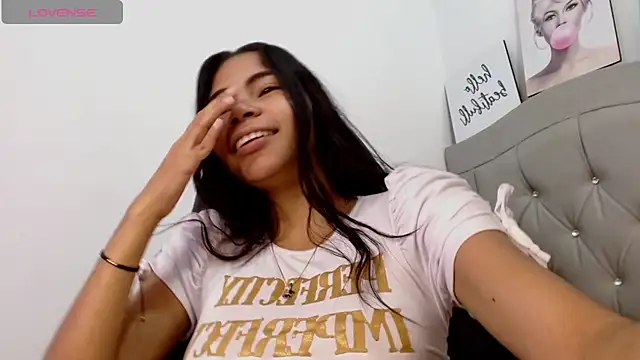 Ammyy Wood  online show from October 29, 2025, 5:53 am