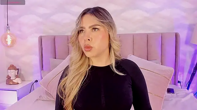 Katya blonde online show from November 19, 2025, 12:16 pm