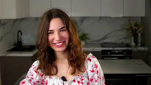 AmmieGerber online show from October 10, 2025, 2:10 am