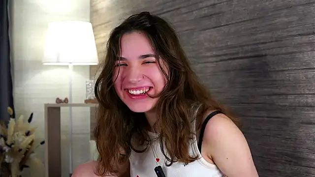 AmmieGerber online show from October 16, 2025, 1:17 am