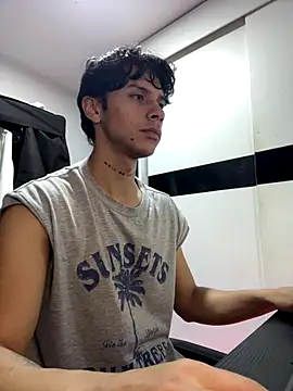 ErosDominant online show from November 27, 2025, 2:02 am