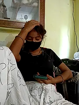 Payal G online show from October 15, 2025, 4:23 am