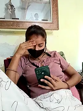 Payal G online show from October 18, 2025, 4:04 am