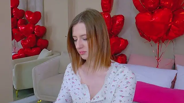 Snapshot of JessiJull chatting on February 15, 2026, 5:09 pm JessiJull online show from February 15, 2026, 5:09 pm